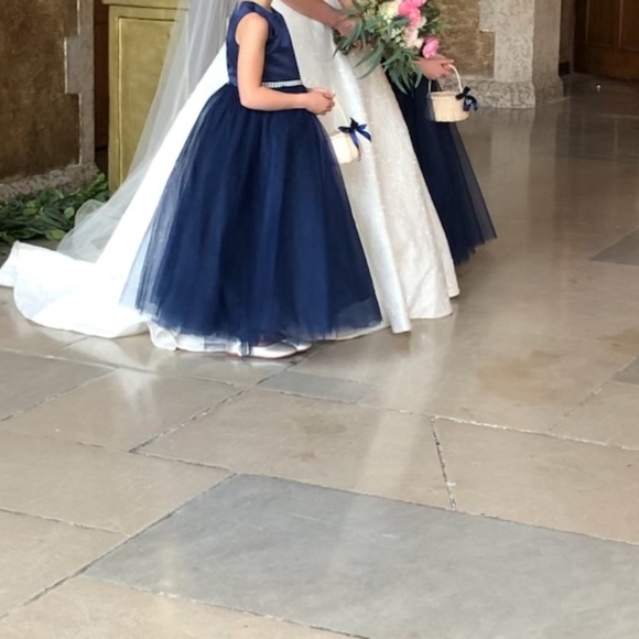 Flower Girl Dress - Size 8 - Picture 4 of 4